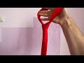 How to tie a tie?