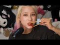 【ASMR】中国のよく分からないスポンジの辛いもの食べてモッパン的なASMRやってみたんだけど、絶対に家の中で食べない方がいい😭まじで家の中激臭すぎるし...まさかの出来事に驚き隠せない食い物だったわ