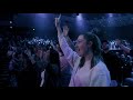 Fresh Wind / What A Beautiful Name (Live) - Hillsong Worship