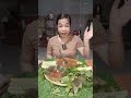 ăn một bát mỳ tôm siêu cay thật ngon / nga vlogs