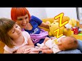 Kids have fun at the kids' club | Mom changes diapers for baby Dorian. Mommy for Lucky new episode