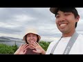 A couple traveling around Japan while camping and staying in a DIY mini car.