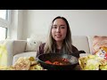Indian Food Mukbang 🇮🇳 | Butter chicken, Nan, Samosa, Curry Spicy Noodles