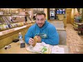 🥪 Cheat Meals with Pro Bodybuilders 🥪 | Chris Bumstead's Favorite Cheat Meal