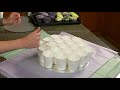 How to assemble a cupcake bouquet