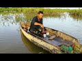 Floating Camping overnight in the big lake - Bushcraft by boat