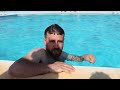 Pool prank पूल शरारत مقلب المسبح розыгрыш у бассейна havuz şakası