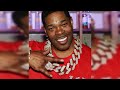 Busta Rhymes curses fans talking on the phone at Essence Festival: 