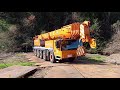 LIEBHERR  120トンが現場に入って来た