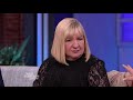 Kelly Clarkson's Mom Is Still Shocked Her Daughter Has A Talk Show  | The Kelly Clarkson Show