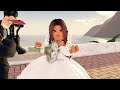 POOR GIRL GETS MARRIED TO A BILLIONAIRE! (Berry Avenue)