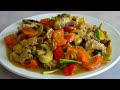 Cook mushroom vegetable pork slices like a chef