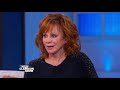 Reba McEntire And Kelly On Lack Of Women On Country Radio: 'They're Missing Out'