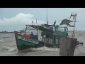 KInh khủng Biển giông mạnh ghe Tàu chạy loạn/boats