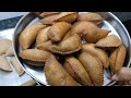 आटा और सूजी से बने खस्ता और स्वादिष्ट गुजिया  l  Healthy Aata and Suji Crispy Gujiya recipe
