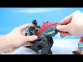 Godzilla X Kong The New Empire Hollow Earth Crystals Mini Monster Review