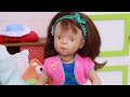 Play Dolls stories about New bedroom for baby and house chores!