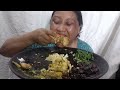 Eating cicadas with beef meat and boil leaves|Sorry for the background noise 🙏|Alokali vlogs