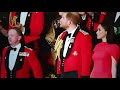 WAIT TILL THE END TO SEE DIRTY LOOK🙄🤣#PRINCEHARRY & MEGHAN GOT. STANDING OVATION GONE WRONG#SHORTS