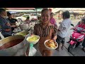 Must TRY ! KHMER's Most Favorite NOODLES ( Num Banhchok ) Served with Various Broths | Street Food