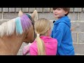 WE TURNED POPCORN... RAINBOW!!!!! BARBIE UNICORN PONY