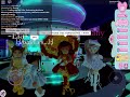 I FOUND A SCAMMER ON ROYALE HIGH!!! / ROBLOX Royale high / REPORT HER!!!! /