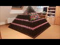 Biggest 3D domino pyramid fail ever - 31*31 - 19000 dominos