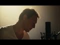 RIKU RAJAMAA - Hold Me Close (Live Acoustic Version)