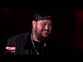 Jelly Roll REACTS to Canadian treats & reveals why he doesn't have a phone | Etalk Interview