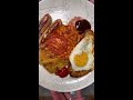 How to cook a one pan full English breakfast