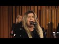 Kelly Clarkson - Whole Lotta Woman | We're Texas Concert