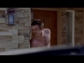 Jesse falls off the roof (Breaking Bad)