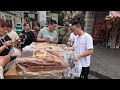 The grand market in Hangzhou, China, rush to buy loquats, make rice dumplings, street food/4k