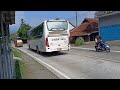 Seru Banget Hunting Bus Sinar Jaya di Depan Rumah