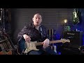 Play your 1st Blues Solo - Guitar Lesson with 8 licks in A minor pentatonic
