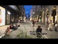 Piano busker in Bologna city centre at night - Barbo (@barbopianobar) entertaining visitors & locals