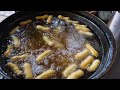 Amazing hand skills! The amazing speed of a master at making pretzel donuts / Korean street food