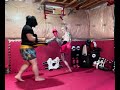 Muay Thai Madness! Practicing kick feint with Kru 