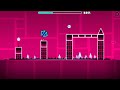 Volvi, jugando geometry dash por 7 mins