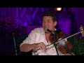 Old Crow Medicine Show & Sara Evans Perform 