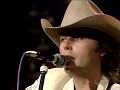 Dwight Yoakam - 