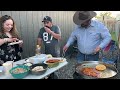 Cocinando 🧑‍🍳 unas ricas en chiladas con mis amigos de Yakima y pasco wa