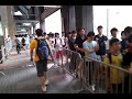 香港動漫展 2011 早上8點54分前往排隊龍尾