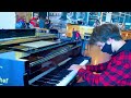 Ludovico Einaudi - Una Mattina (Airport Piano Performance)