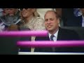 #princewilliam SWEET MOMENT CAUGHT DANCING with son PRINCE GEORGE. CATHERINE #britishroyalfamily