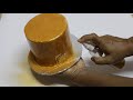 How to airbrush a cake/how to airbrush a cake with spraying bottle/how to paint a cake in gold