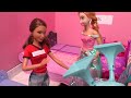 Furniture store ! Elsa and Anna are shopping - Barbie works in sales - moving truck