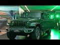 Removing the top of the Jeep Wrangler Sahara in less than 2 minutes