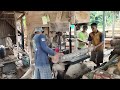 Beginilah cara menggergaji kayu dengan sekil yang cepat dan tepat .