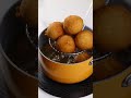 How to make crunchy buns #nigerianpuffpuff #buns